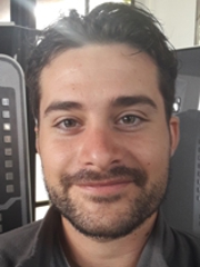 Μανώλης Κλαπάκης